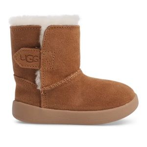 UGGS